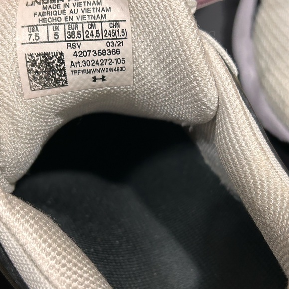 Under Armour Cream and Purple Athletic Shoes - Picture 6 of 6